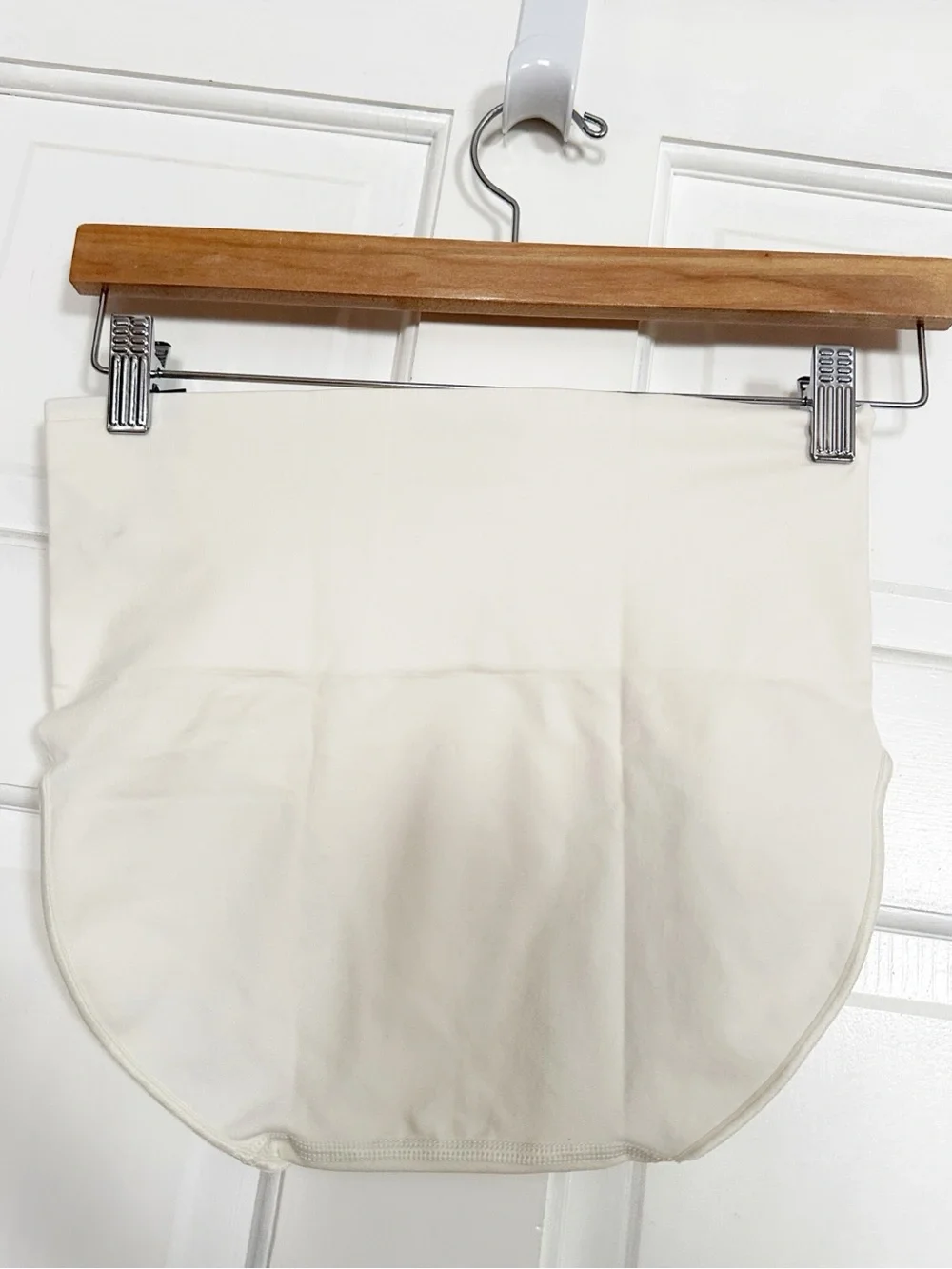 SPANX Extraordinary Cream Seamless Shaping Panty NWT SZ L